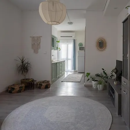 Penthouse By The Sea Apartment